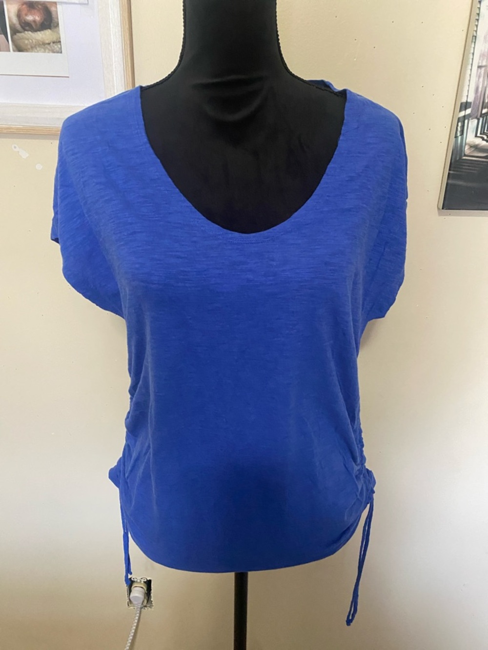 Speedo Royal Blue Scoop Neck Short Sleeve Top Sz Small